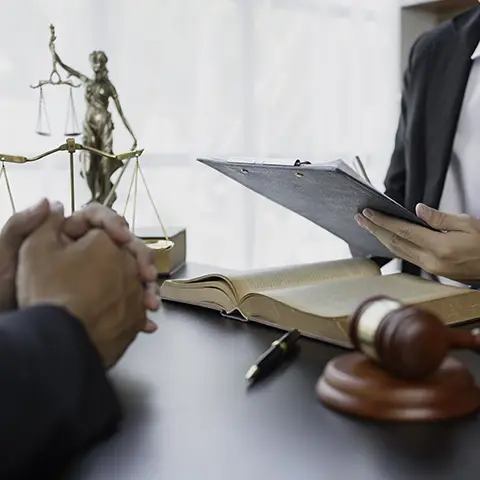 Expertise judiciaire avec tribunal en cas de litige